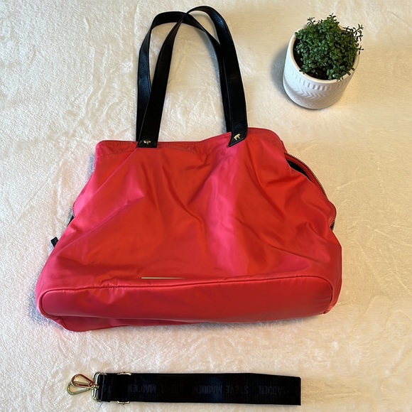 Steve Madden Weekender - Picture 6 of 7